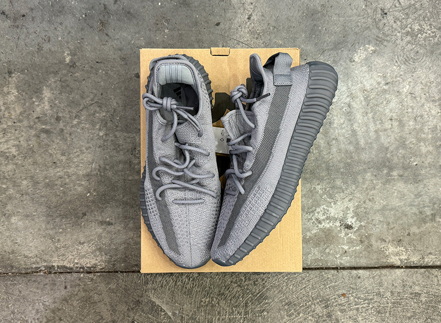 Yeezy 350 Steel Grey Size 11 (NEW)