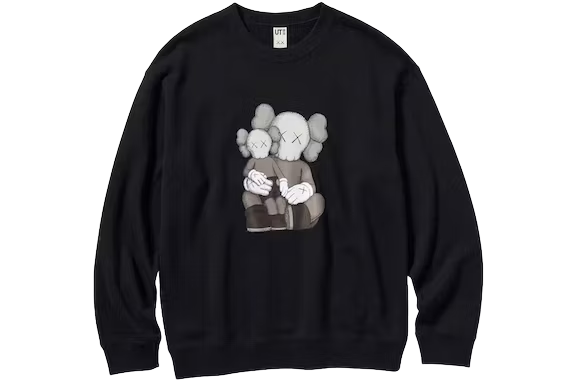 KAWS x Uniqlo Longsleeve Sweatshirt Black (US Sizing)