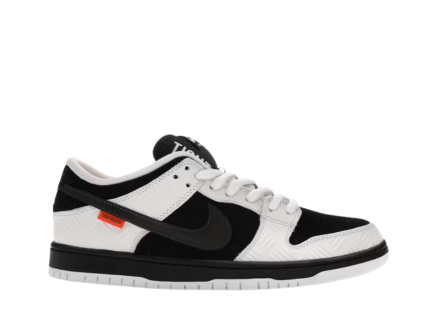 Nike SB Dunk Low TIGHTBOOTH